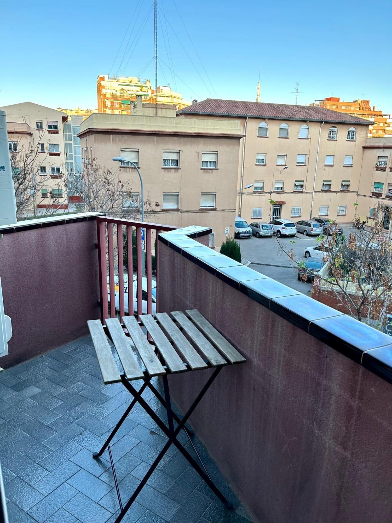 Apartment Sagrera Barcelona Bagian luar foto