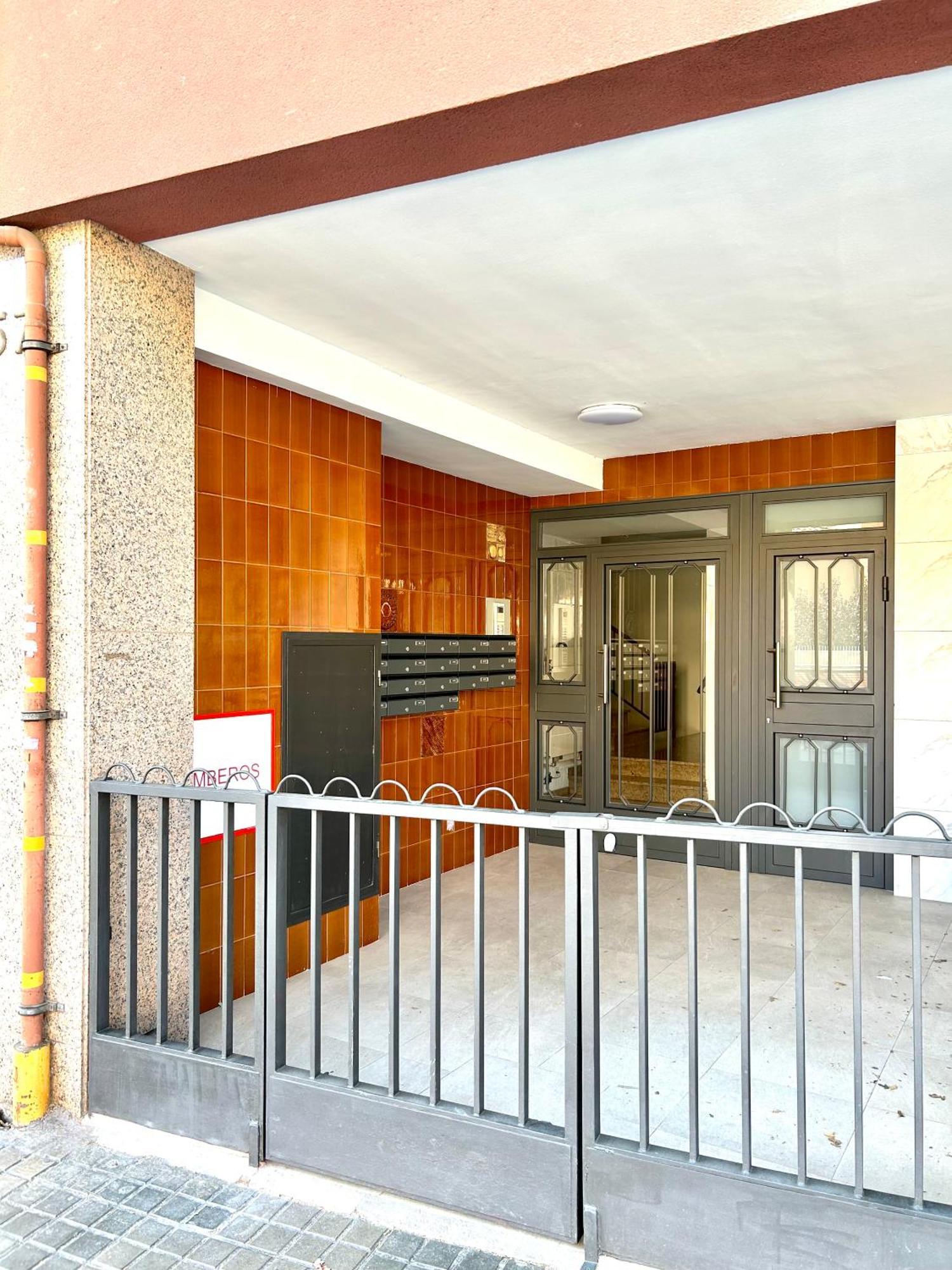 Apartment Sagrera Barcelona Bagian luar foto