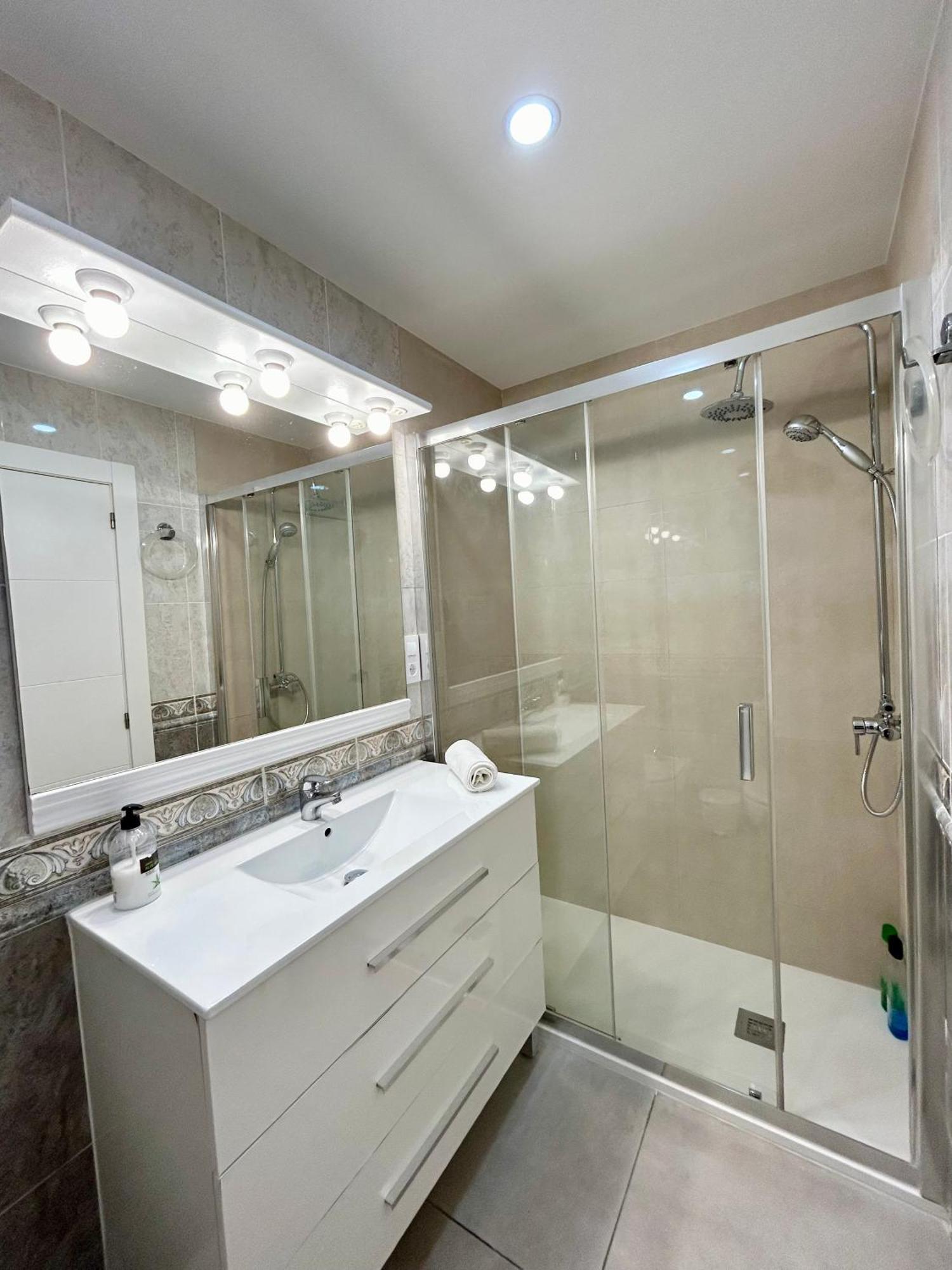 Apartment Sagrera Barcelona Bagian luar foto