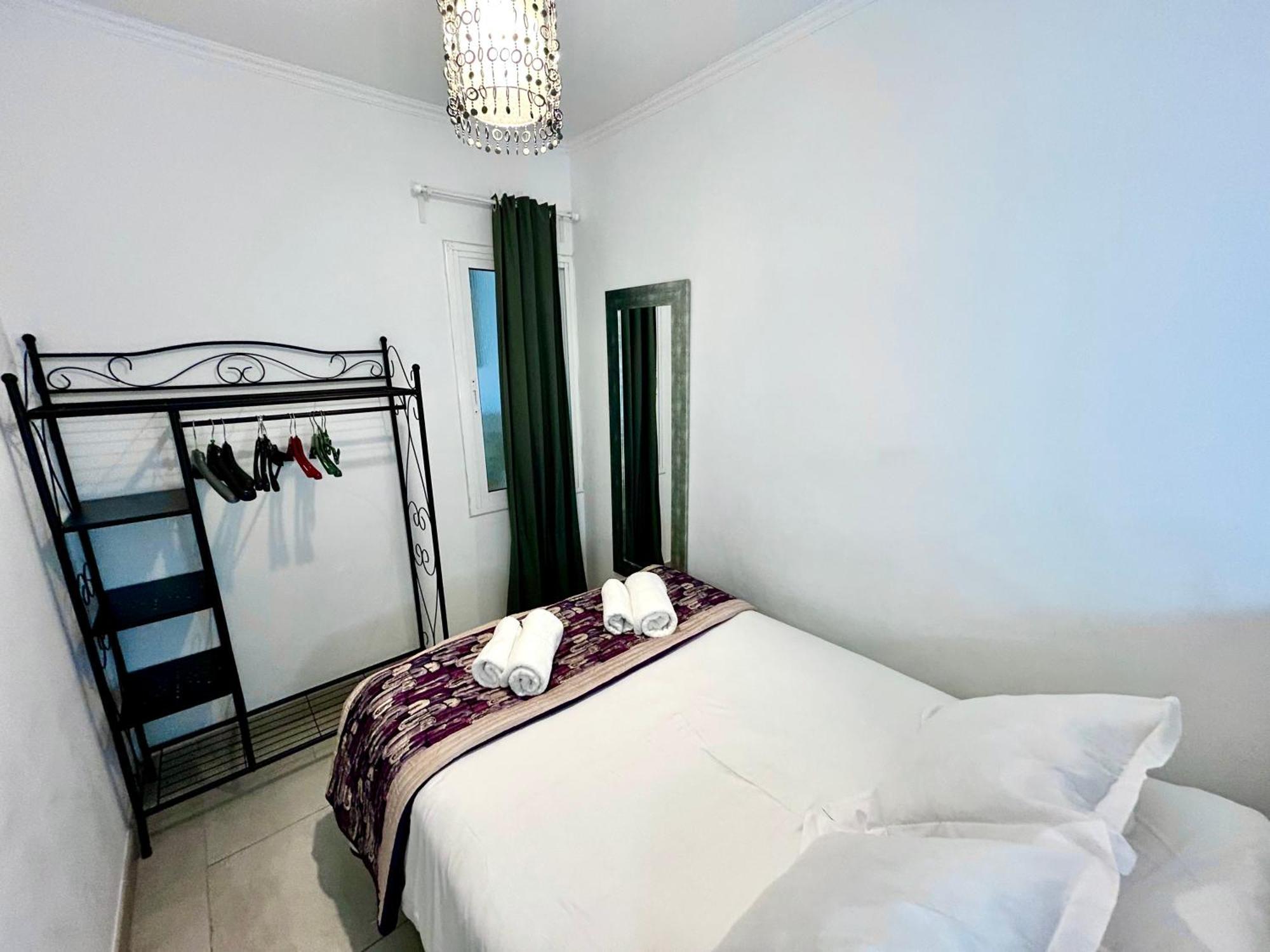 Apartment Sagrera Barcelona Bagian luar foto